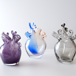 heart vase 2 colors blue and coral 1枚目の画像