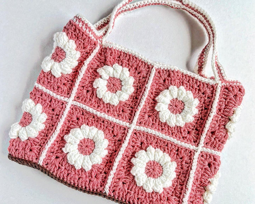 鮮やかなピンク色の編み物ハンドバッグ ハンドバッグ はぴどぐ ❉ 通販