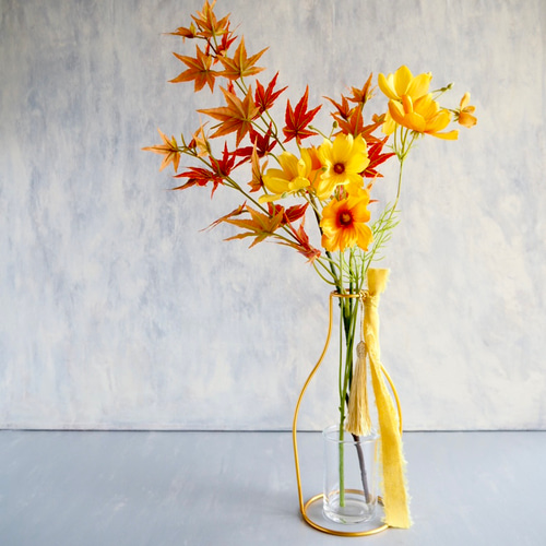 赤紅葉とイエローコスモス】｜アーティフィシャルフラワー 花瓶