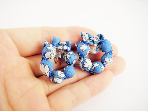 【受注生産】wrapping  pierce ＊ skyblue flower 4枚目の画像