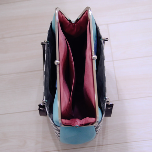 ティファニーブルー【A4サイズ対応】30cm口金【超大容量】3wayがま口