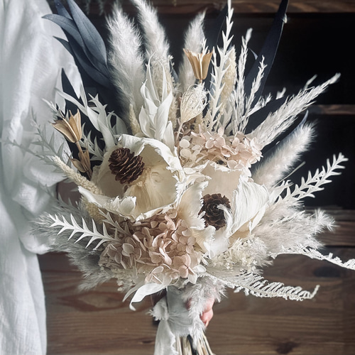 ドライフラワーブライダルブーケクラシカルホワイトパームフラワー