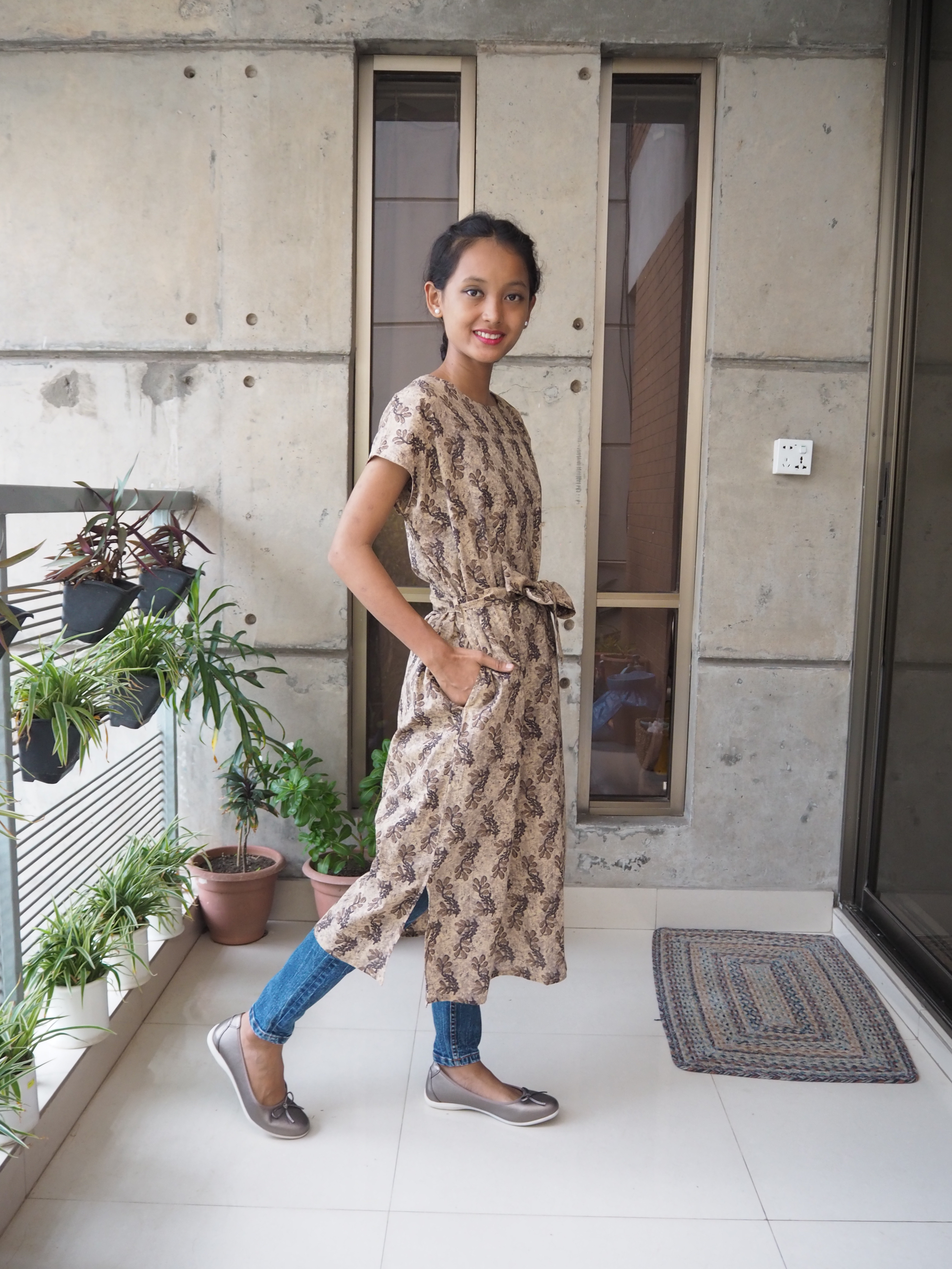 サイドスリット入りリボンワンピース<インド綿>