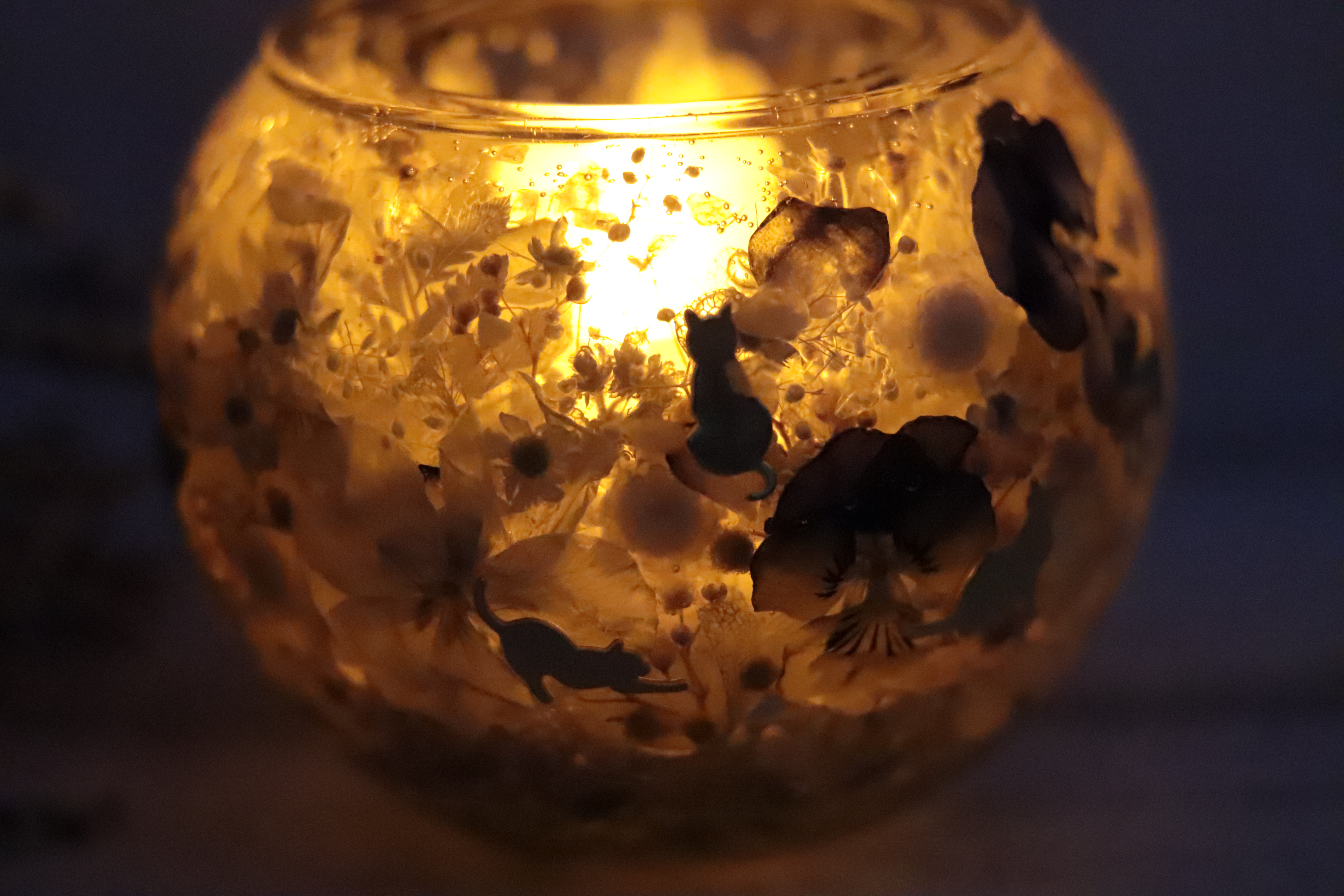 【選べるラベル】猫のお散歩～ローズクォーツ～キャンドルホルダー＊母の日・就職・結婚・誕生日・誕生石