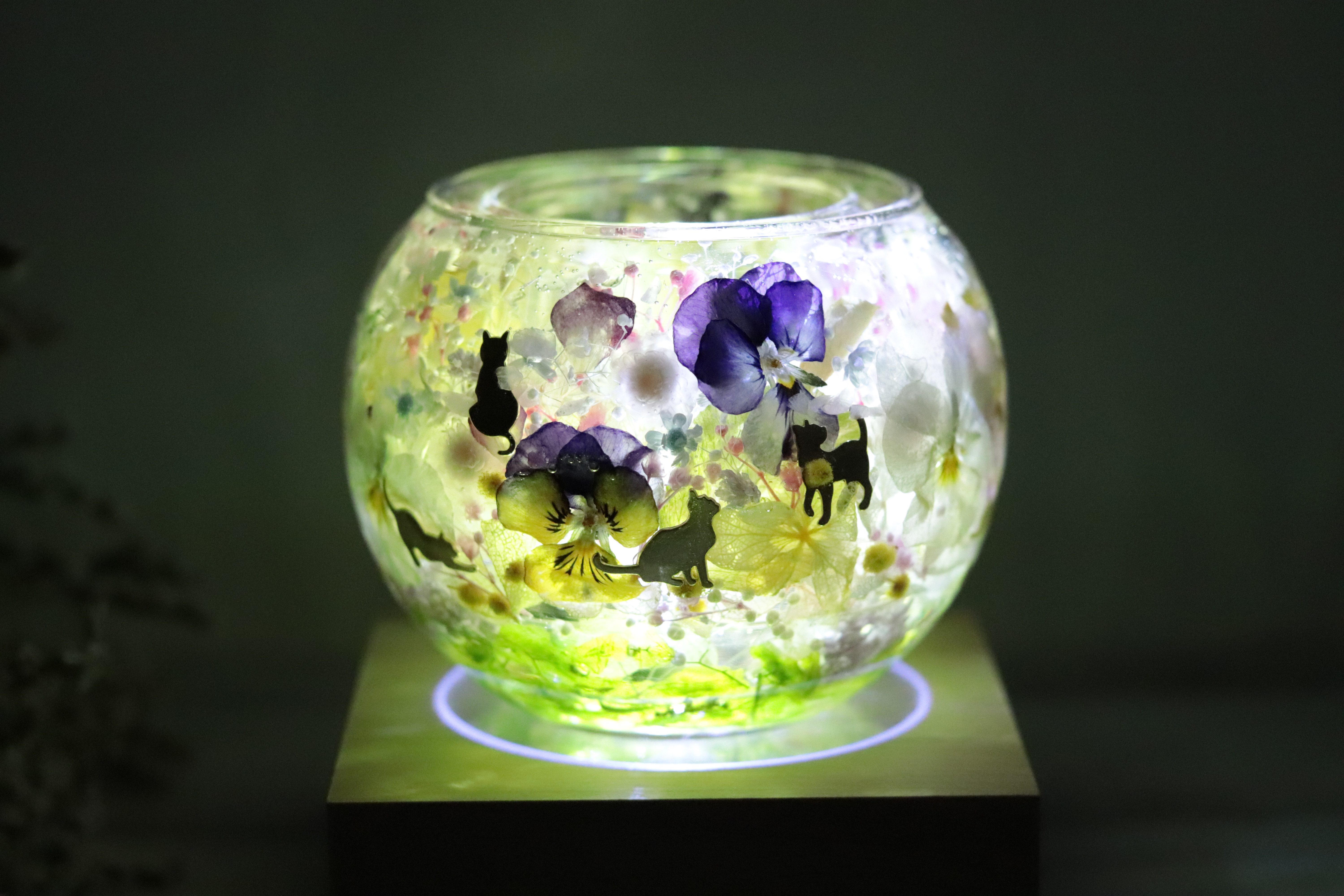 【選べるラベル】猫のお散歩～ローズクォーツ～キャンドルホルダー＊母の日・就職・結婚・誕生日・誕生石