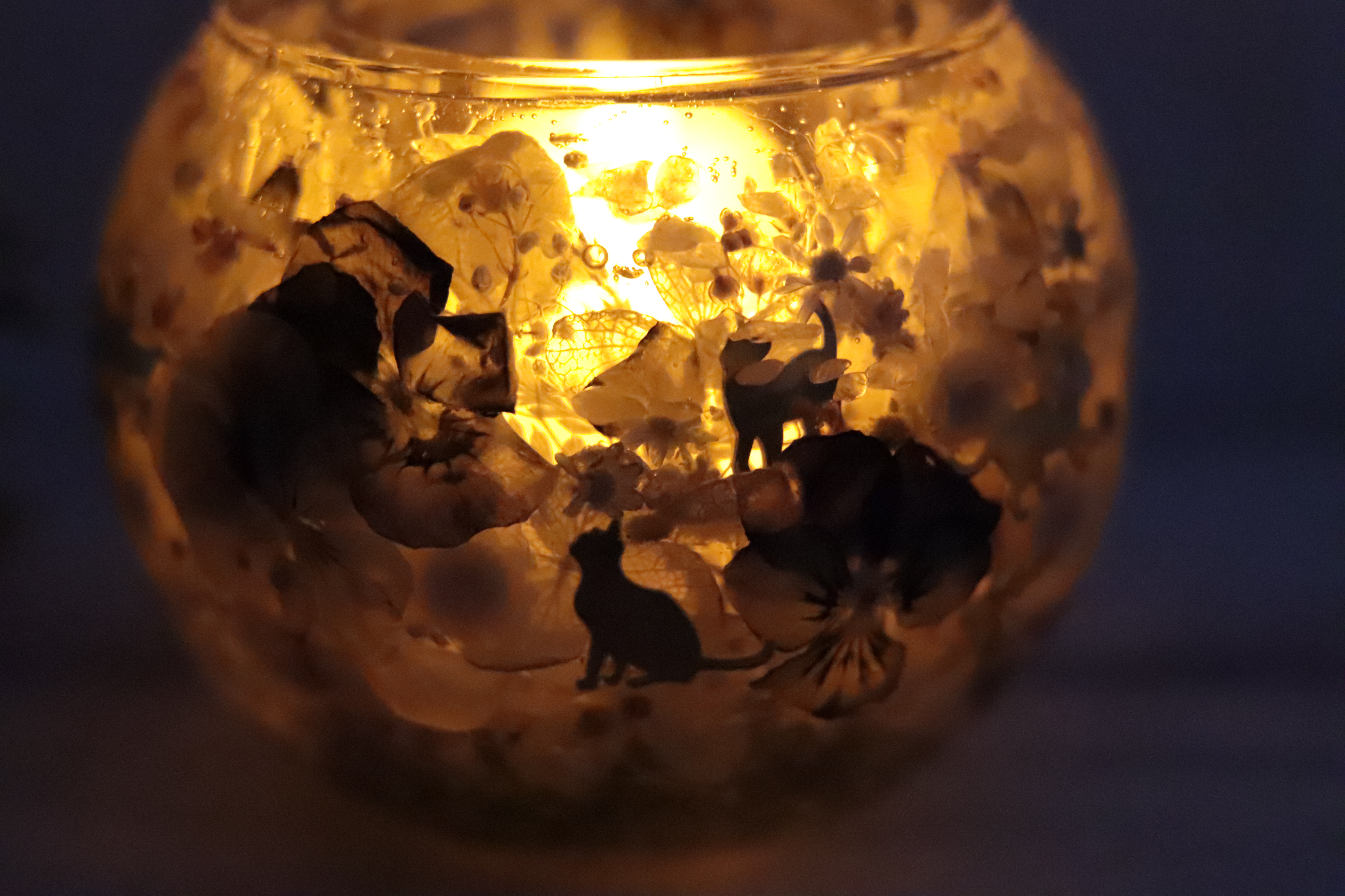 【選べるラベル】猫のお散歩～ローズクォーツ～キャンドルホルダー＊母の日・就職・結婚・誕生日・誕生石