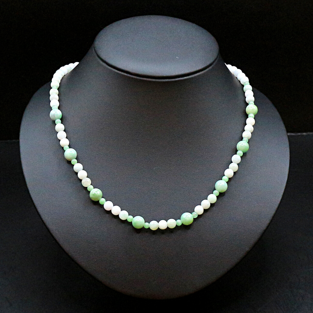 ミャンマー産 翡翠 ビーズ ネックレス beads205