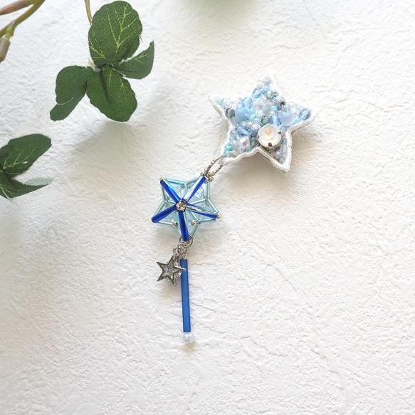 【限定１点】星降るブローチ（ブルー/水色/お星さま/星） 1枚目の画像