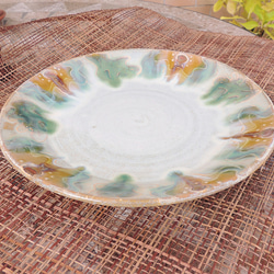 陶器　釉彩のプレート　流れる釉薬のお皿 3枚目の画像