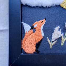 お月見しているキツネ　刺繍　額縁　狐　きつね　十五夜 11枚目の画像