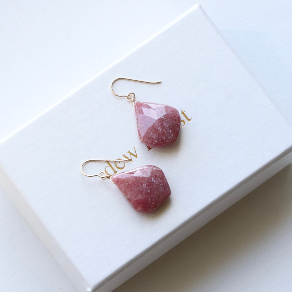 大粒 ロードナイト 天然石 14Kgf ピアス　アレルギー対応 --Rose pink-- 4枚目の画像