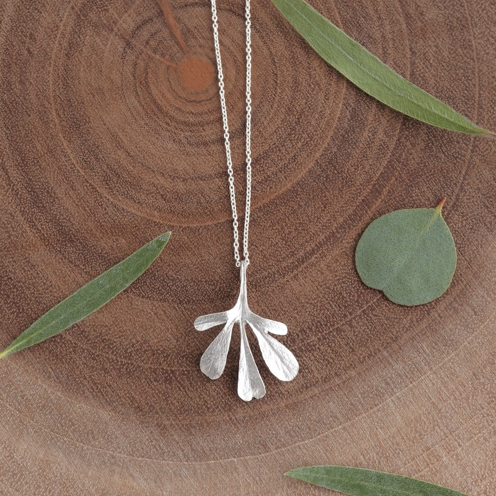 Rue leaf necklace [P100SV]