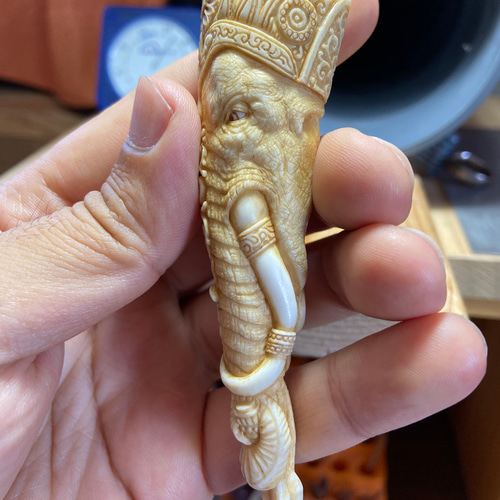 人気美品☆ 根付 提げ物 鹿角彫 鹿の角ブレスレット 根付☆ ・東洋