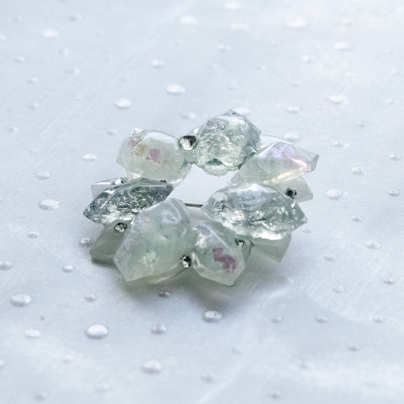 石の花 ブローチ-クリスタル- 鉱石風 ブローチ shimmer 通販 16341141