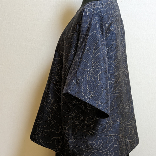SOLD 着物リメイク ブラウス 大島紬 FREE SIZE ブラウス さら SOLD 着物リメイク ブラウス 大島紬 FREE SIZE ブラウス さら