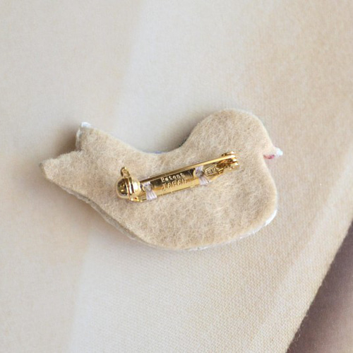 再販〉ビーズ刺繍 小鳥ブローチ オシドリ ブローチ Lelia 通販