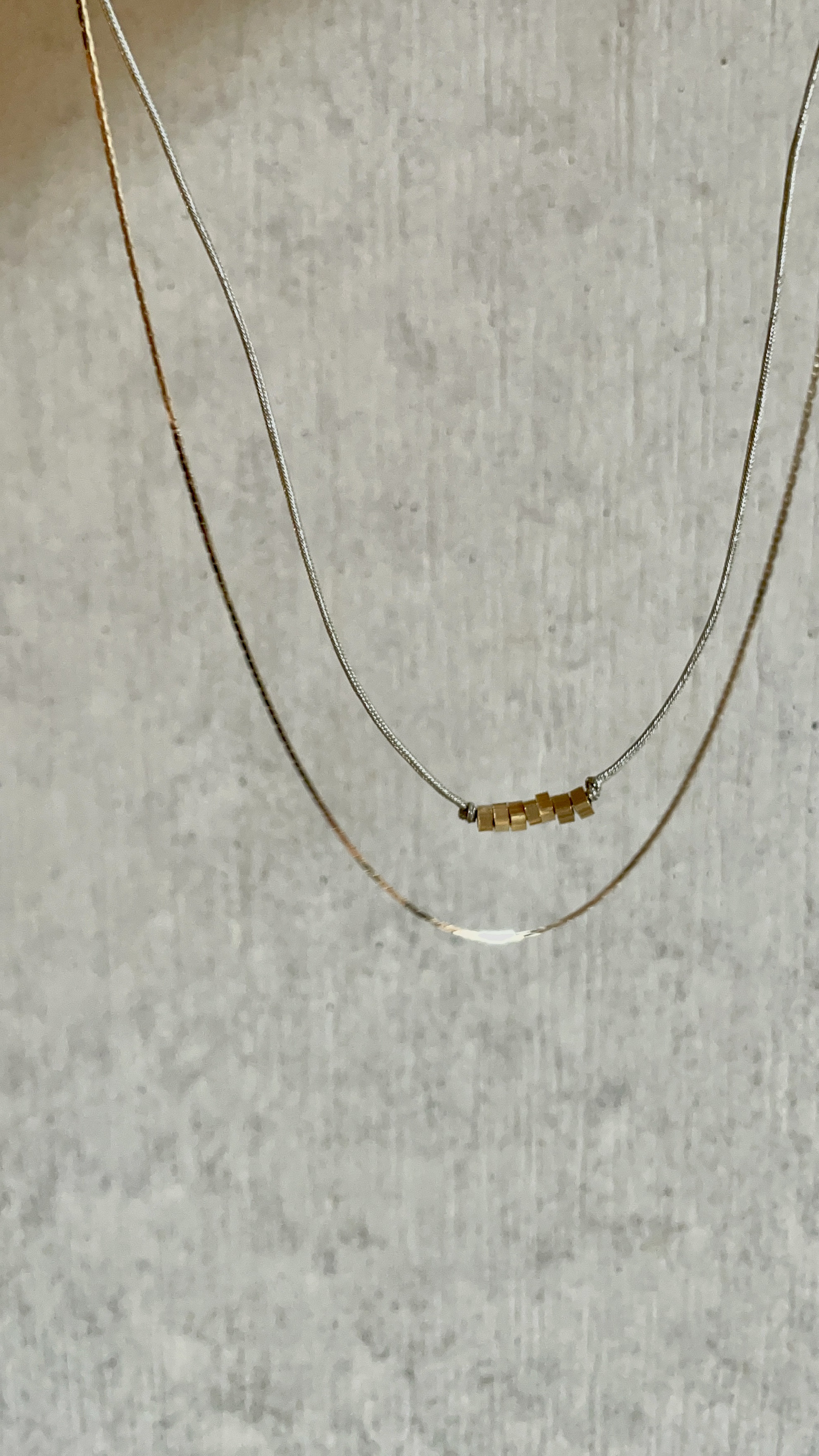 【vintage】シルバー　金メッキ金具　水色ビーズ　上品　ネックレス vintage】シルバー 金メッキ金具 水色ビーズ 上品 ネックレス