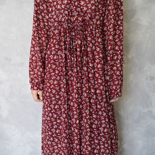 大人の小花柄ワンピース バーガンディー ワンピース panipani 通販