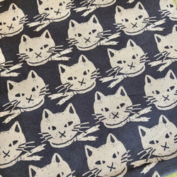 30×40ランチマット スカーフ猫(グレー) 3枚目の画像
