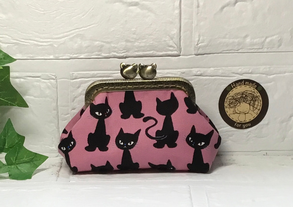 8.5㎝猫の口金・がま口財布・黒猫・ダークピンク・小銭入れ・お