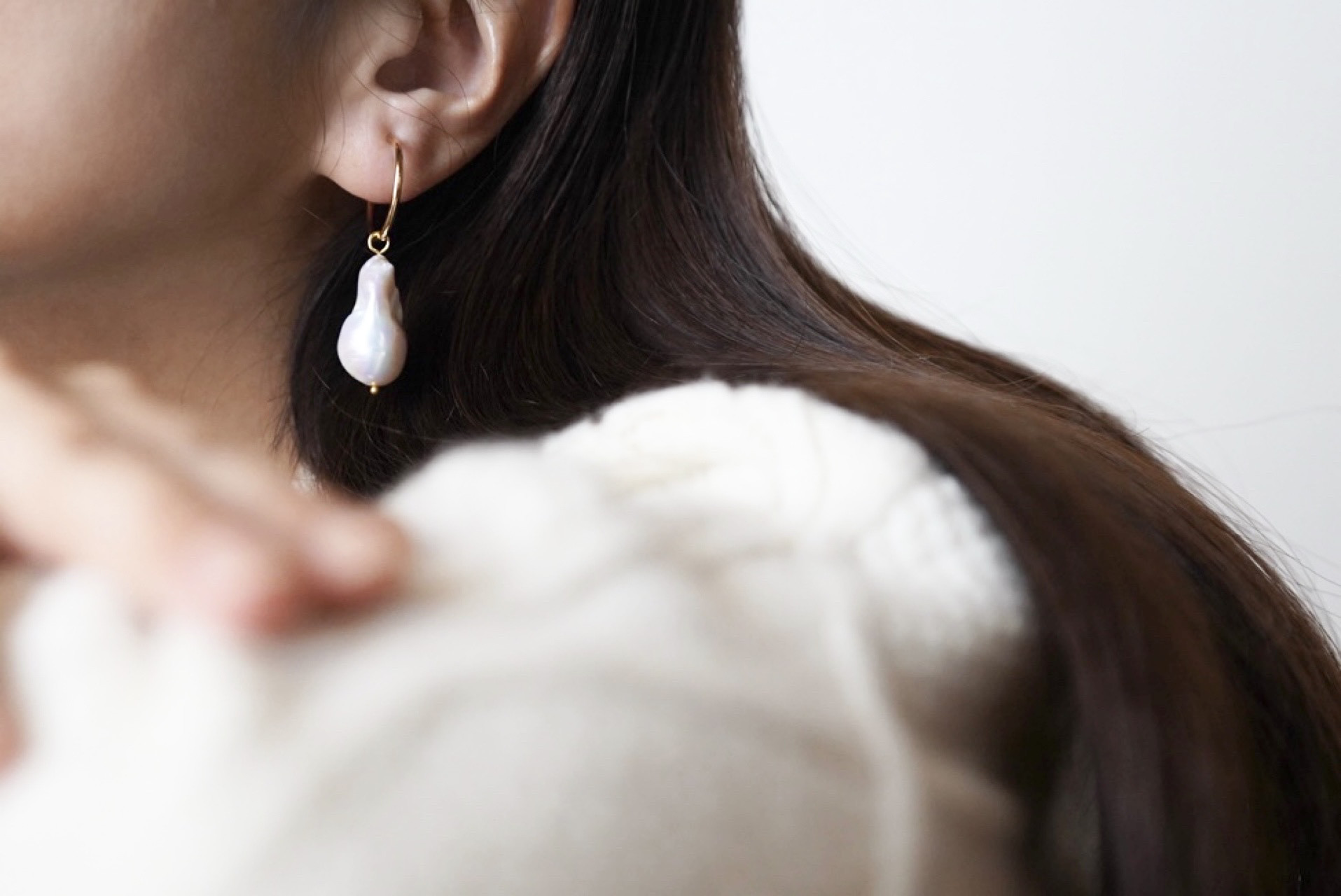 j252 再販まつり2024 大人フォーマル　選べる大粒バロックパールのフープピアス・イヤリング