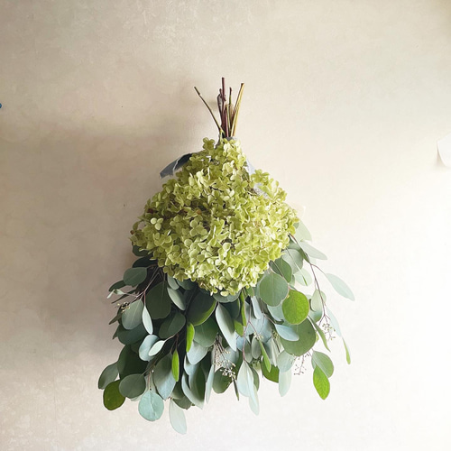 ドライフラワー スワッグ ガーランド 紫陽花 アナベル シンプル ナチュラル イノセント＞紫陽花アナベル・ユーカリ・エバーラスティングのスワッグ