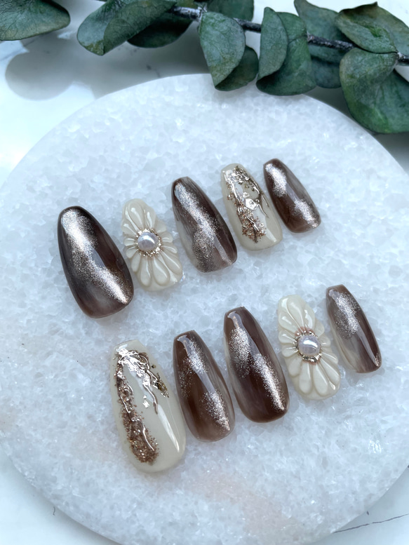 オーダー】ぷっくりフラワー ミラー 大人ニュアンス ネイルチップ  