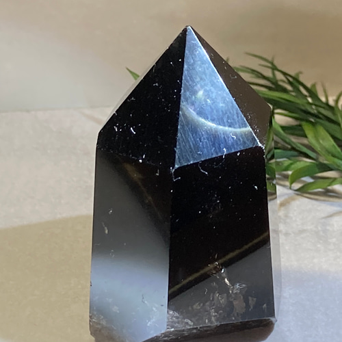 モリオンポイント台座つき☆邪気祓い 黒水晶 モリオン ポイント 約4.15kg 高さ約26cm 台座付 送料無料