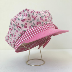 ベビーキッズの帽子  さくらんぼとギンガムチェックのキャスケット　（こどもサイズ　ピンク）夏の紫外線や熱中症対策にも 3枚目の画像