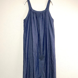 薄手デニムのサロペットスカート 7枚目の画像