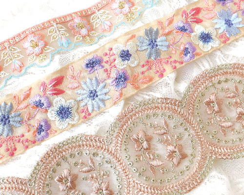 新セット入荷！とっても素敵な刺しゅう！『インド刺繍リボン 約