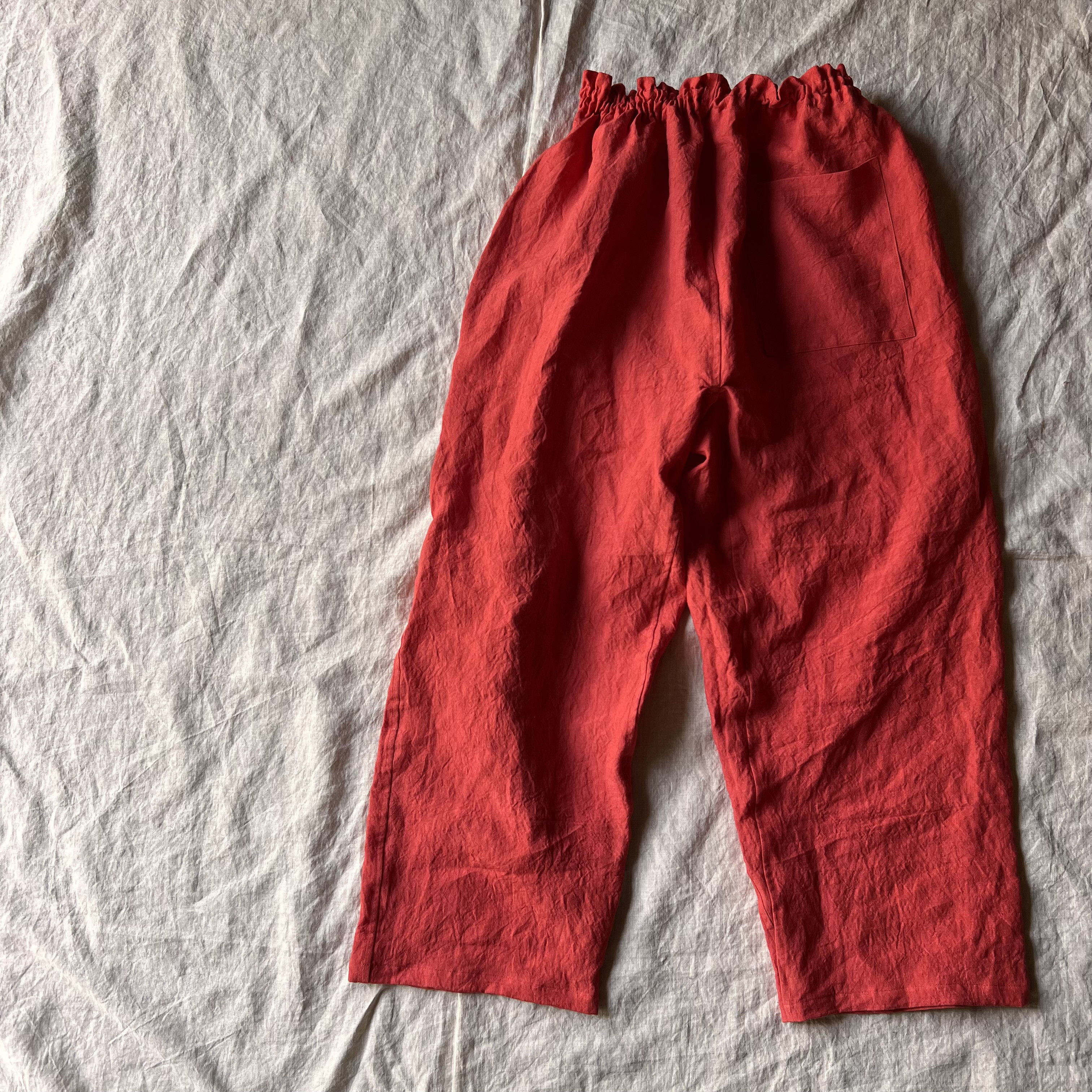 リネンのもんぺ　スカーレット リネンの少しゆったり もんぺ スカーレット ロングパンツ