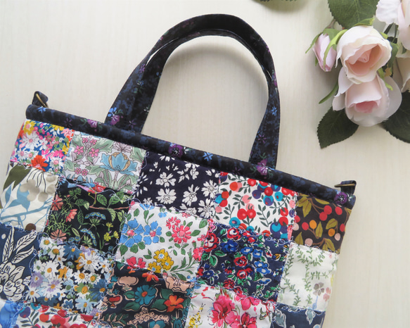 リバティ パッチワークキルトの2wayバッグ＊4pocket 人気・おすすめ｜使いやすい・旅行におすすめ 品質保証 全国発送 日本国内発送・最短翌日お届け