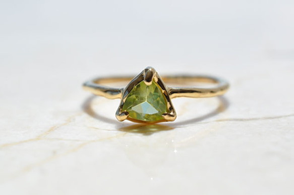 ペリドット　リング　11号　 Peridot　Prong setting 1枚目の画像