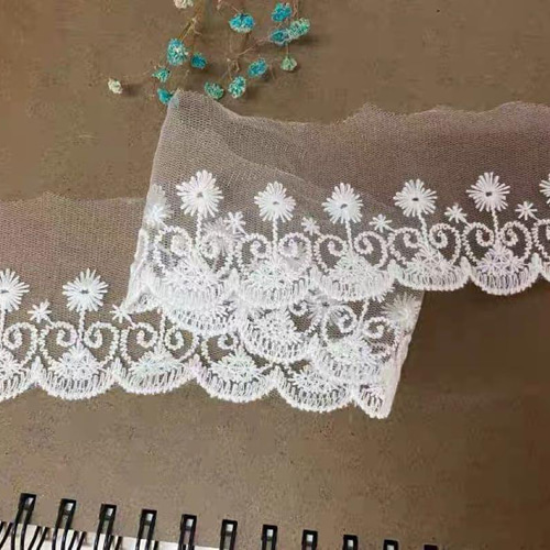 X258 白色小花柄刺繍チュールレース生地 手芸用品 レース ʚmummyɞ 通販
