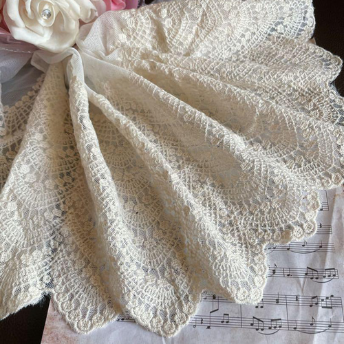 【既製レース】　TUUVA LACE(トゥーヴァレース)　アイボリー 2枚入 T242066_Savannah-Dramatic Rustic Embroidered Lace on Tulle