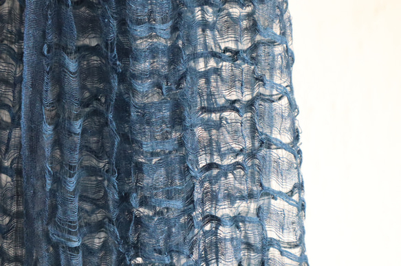 藍染　リネンシルクストール（変わり織り）　縹色 4枚目の画像