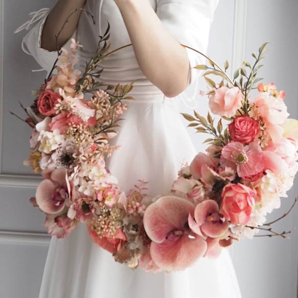 フープブーケ ( テラコッタ胡蝶蘭 ) ▶︎ #ウェディングブーケ #花束 #ブートニア