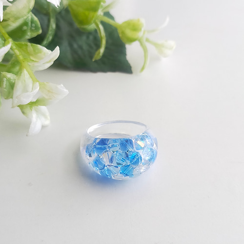 瑠璃の海 ティアドロップリング〜 指輪 キラキラ 雫 ブルー クリア