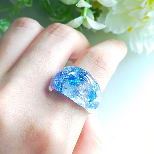 瑠璃の海 ティアドロップリング〜 指輪 キラキラ 雫 ブルー クリア