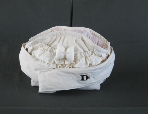 受注制作　ＬＬサイズ　肩ベルト９５センチ　生成りプレーンキャンバス(帆布)スリングバッグ 1枚目の画像