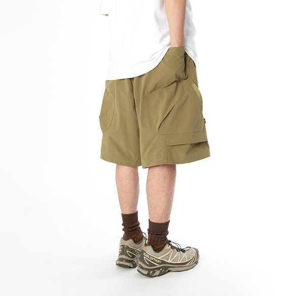 TMCAZ Loose camp shorts[Khaki]山系戶外寬松野營立體口袋輕度快幹短褲 第4張的照片