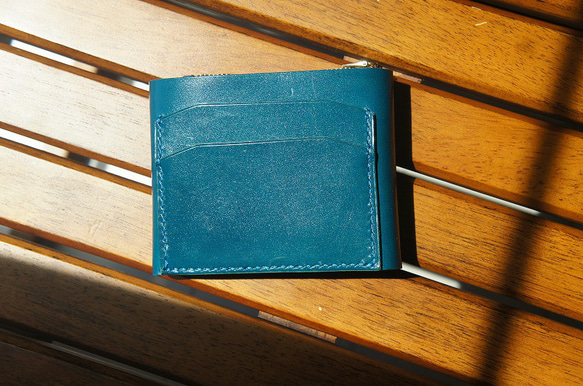 【受注製作】【送料無料】ルガトショルダーのコンパクトウォレット【琉球ブルー】革財布 琉球ブルー