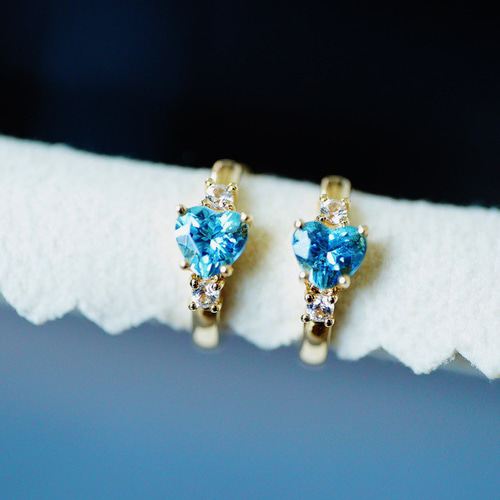 k18 アクアマリンダイヤモンドピアスハート