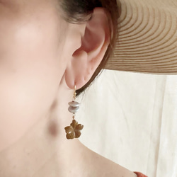 芙蓉花圖案穆爾奇特珍珠耳環防過敏成人休閒旅行別緻 第4張的照片
