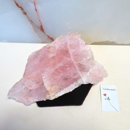 大きなローズクォーツの原石【Ⅱ】／488グラム その他置物 ConNectarth