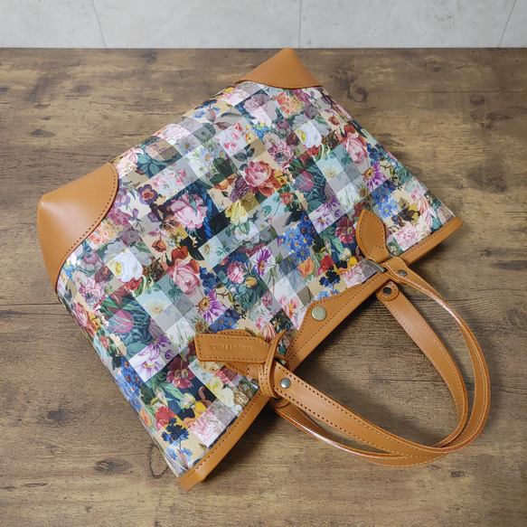 ◆数量限定◆ 革とリバティ生地のトートバッグ『アーカイブギンガム　マルチカラー』 LC-M ◆数量限定◆ LC-M TMF1941646655(15000円)