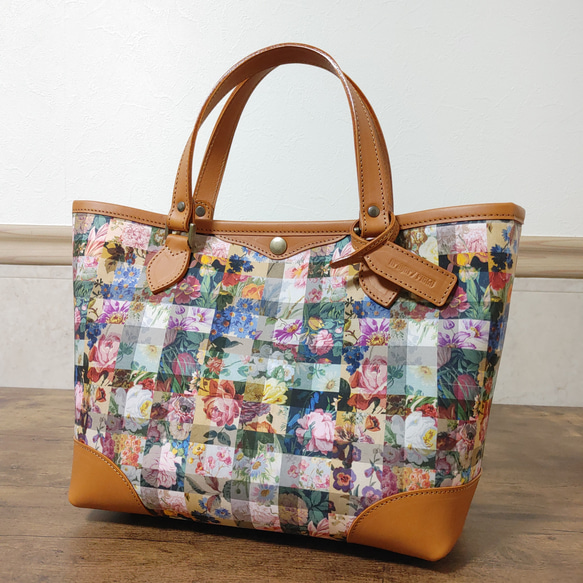 ◆数量限定◆ 革とリバティ生地のトートバッグ『アーカイブギンガム　マルチカラー』 LC-M ◆数量限定◆ LC-M TMF1941646655(15000円)