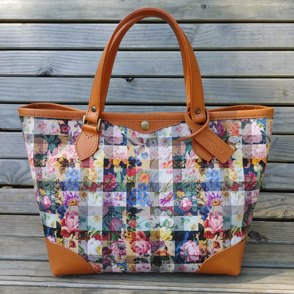 ◆数量限定◆ 革とリバティ生地のトートバッグ『アーカイブギンガム　マルチカラー』 LC-M ◆数量限定◆ LC-M TMF1941646655(15000円)