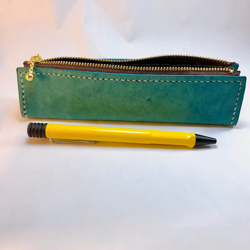 レザー ファスナーペンケース 青緑 ペンケース かわまるや 通販